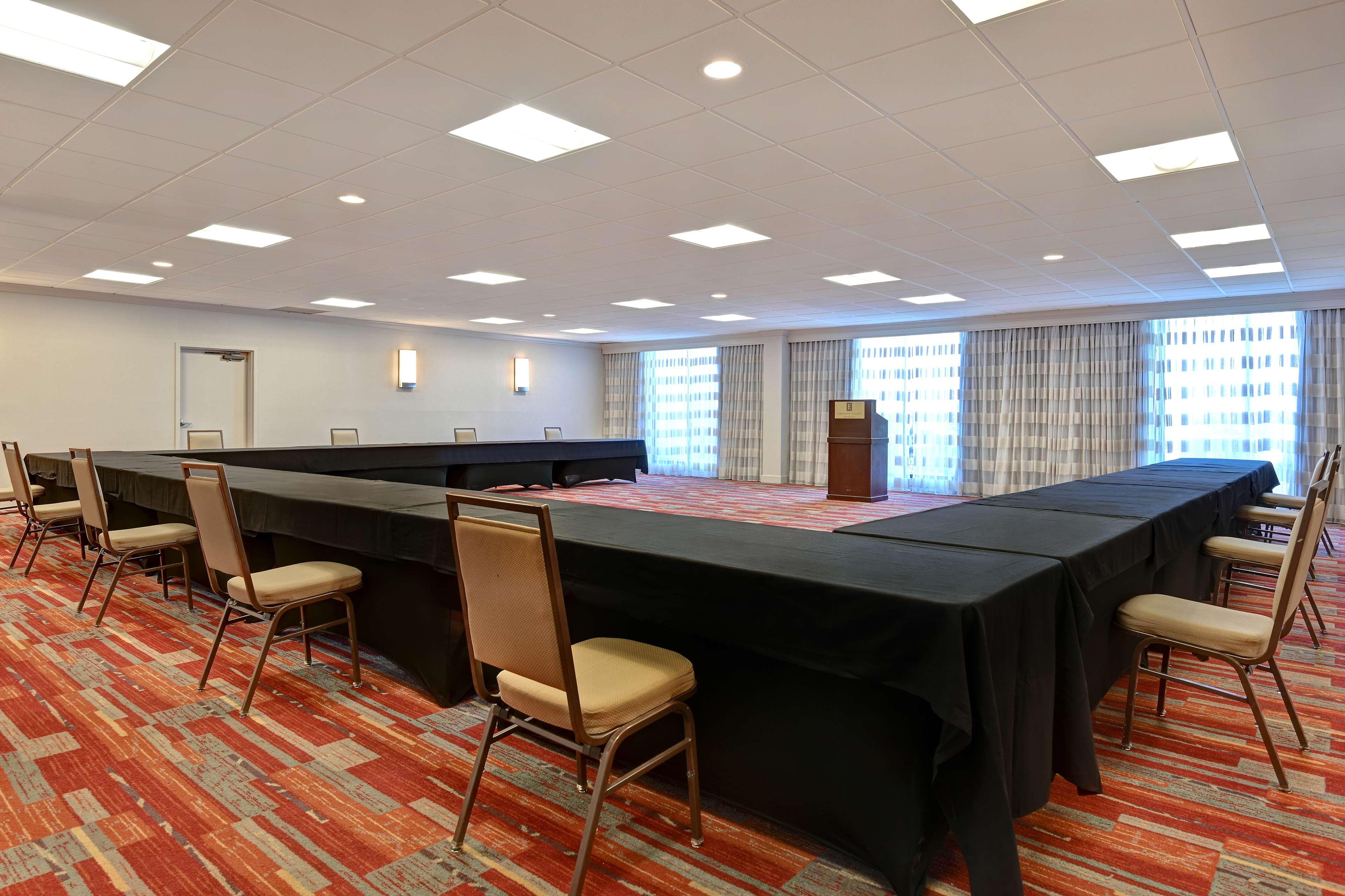 Embassy Suites By Hilton Colorado Springs Buitenkant foto