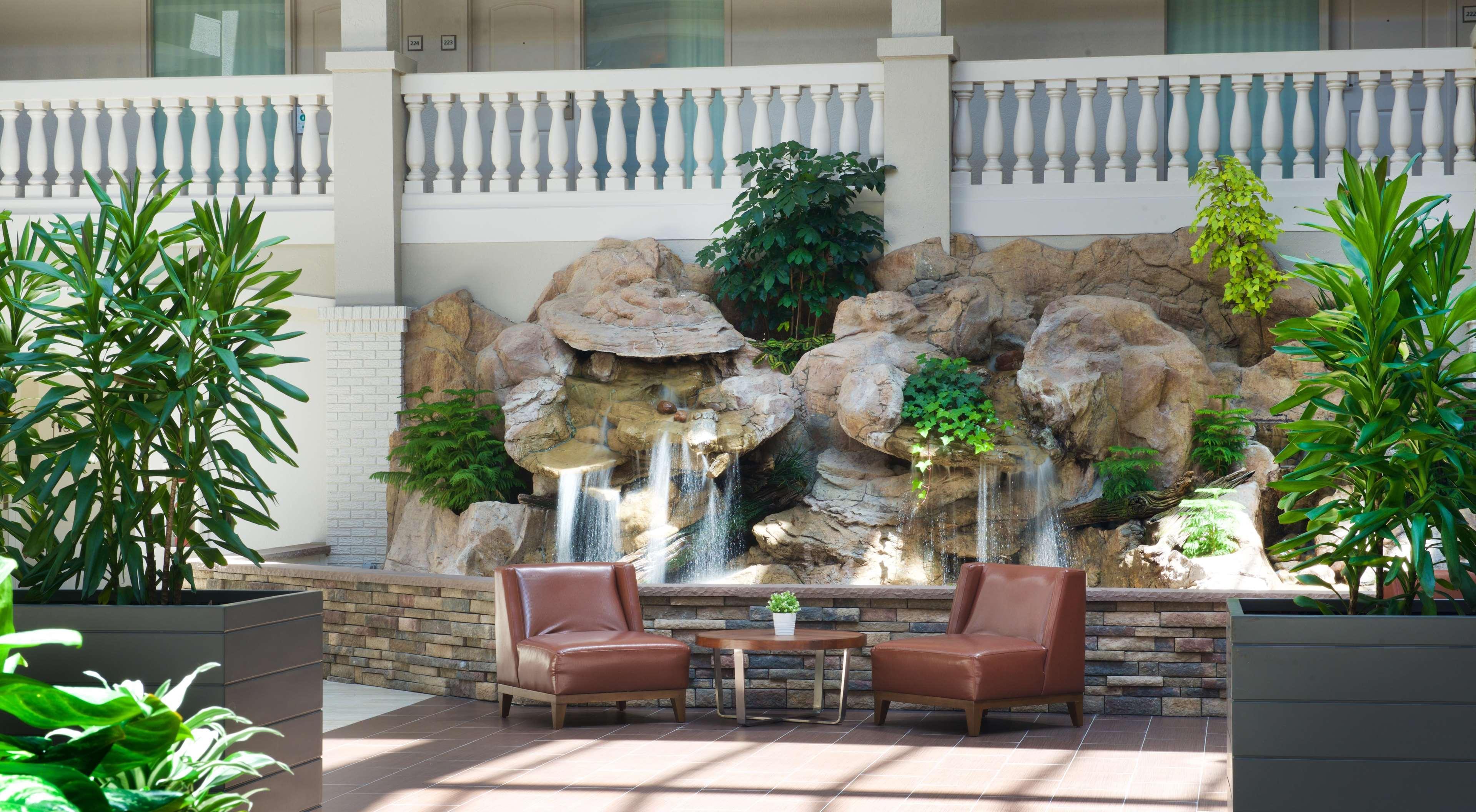 Embassy Suites By Hilton Colorado Springs Buitenkant foto