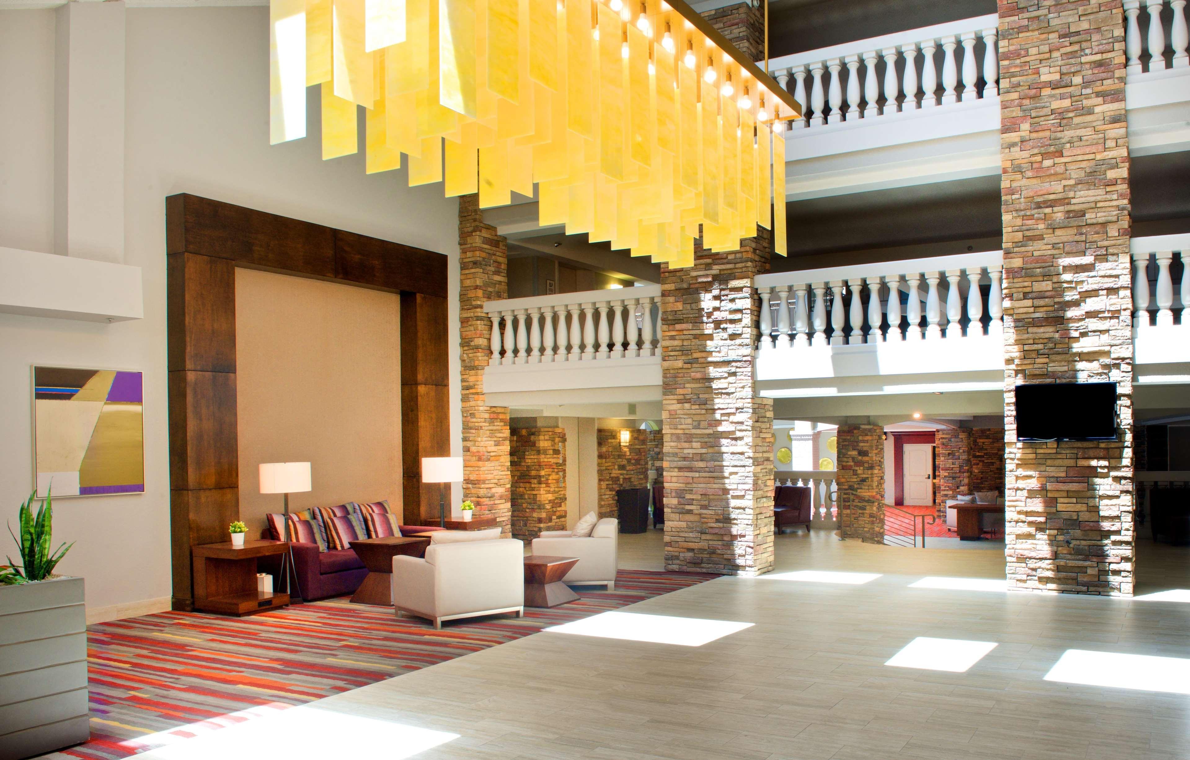 Embassy Suites By Hilton Colorado Springs Buitenkant foto