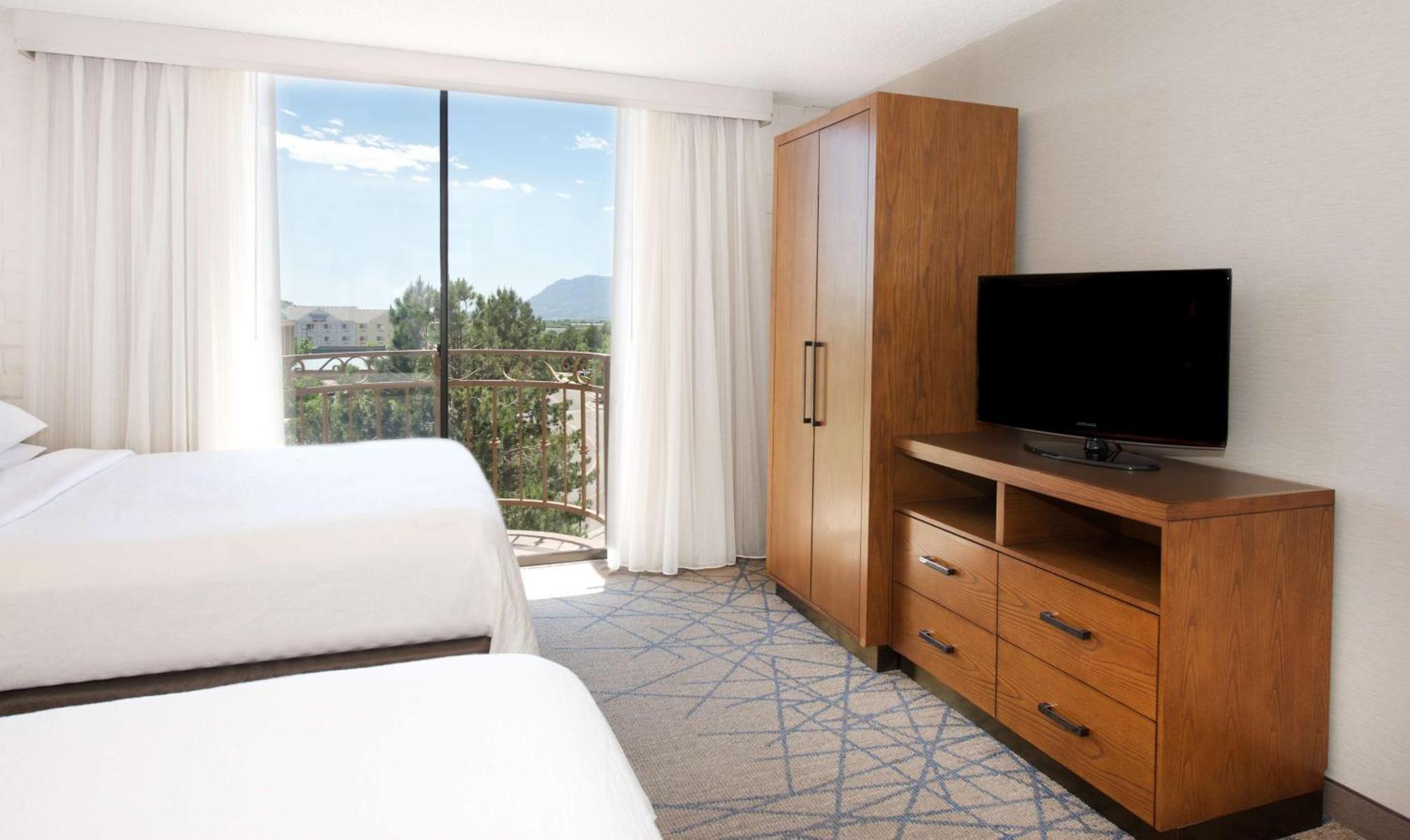 Embassy Suites By Hilton Colorado Springs Buitenkant foto