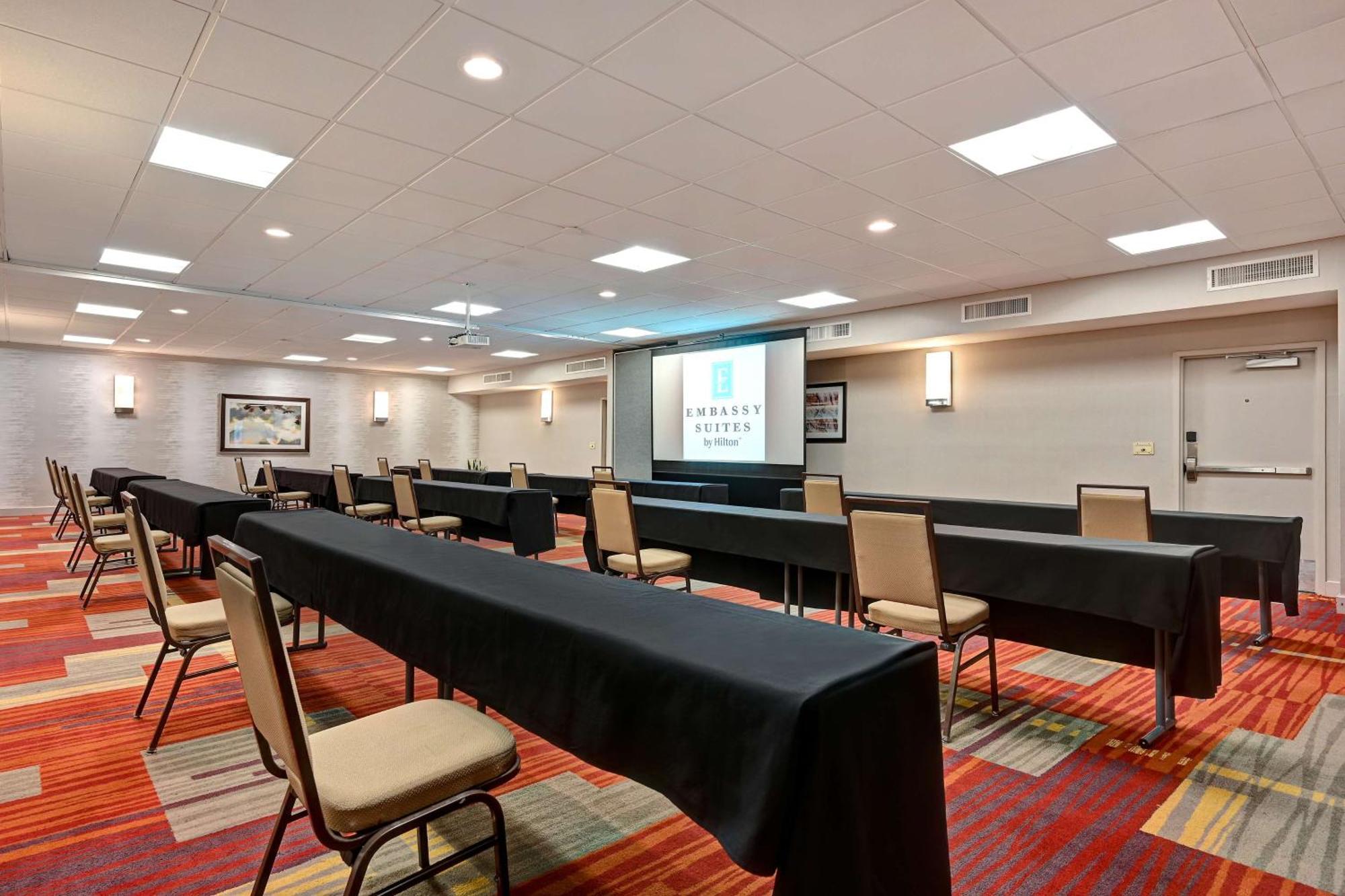 Embassy Suites By Hilton Colorado Springs Buitenkant foto